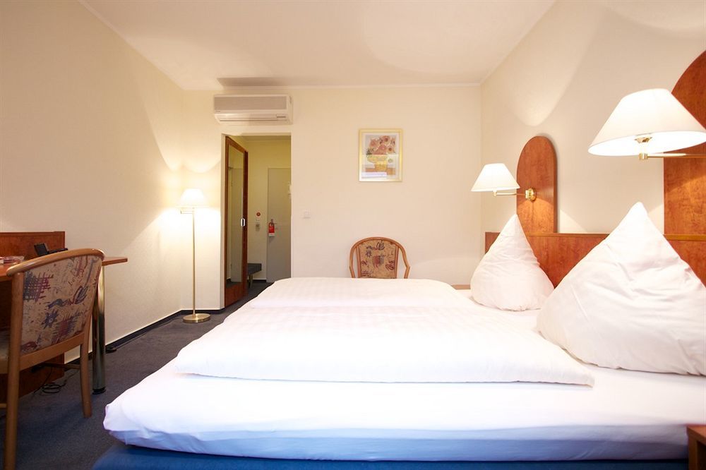 Falk Hotel Frankfurt am Main Exterior photo