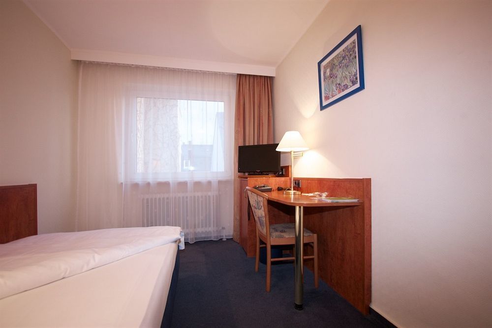 Falk Hotel Frankfurt am Main Exterior photo