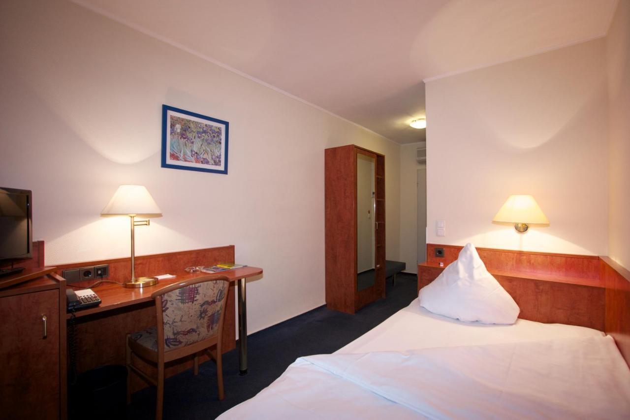 Falk Hotel Frankfurt am Main Exterior photo